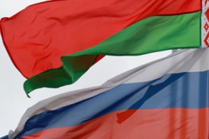 Вину за рост цен на бензин нефтяники перекладывают на Беларусь